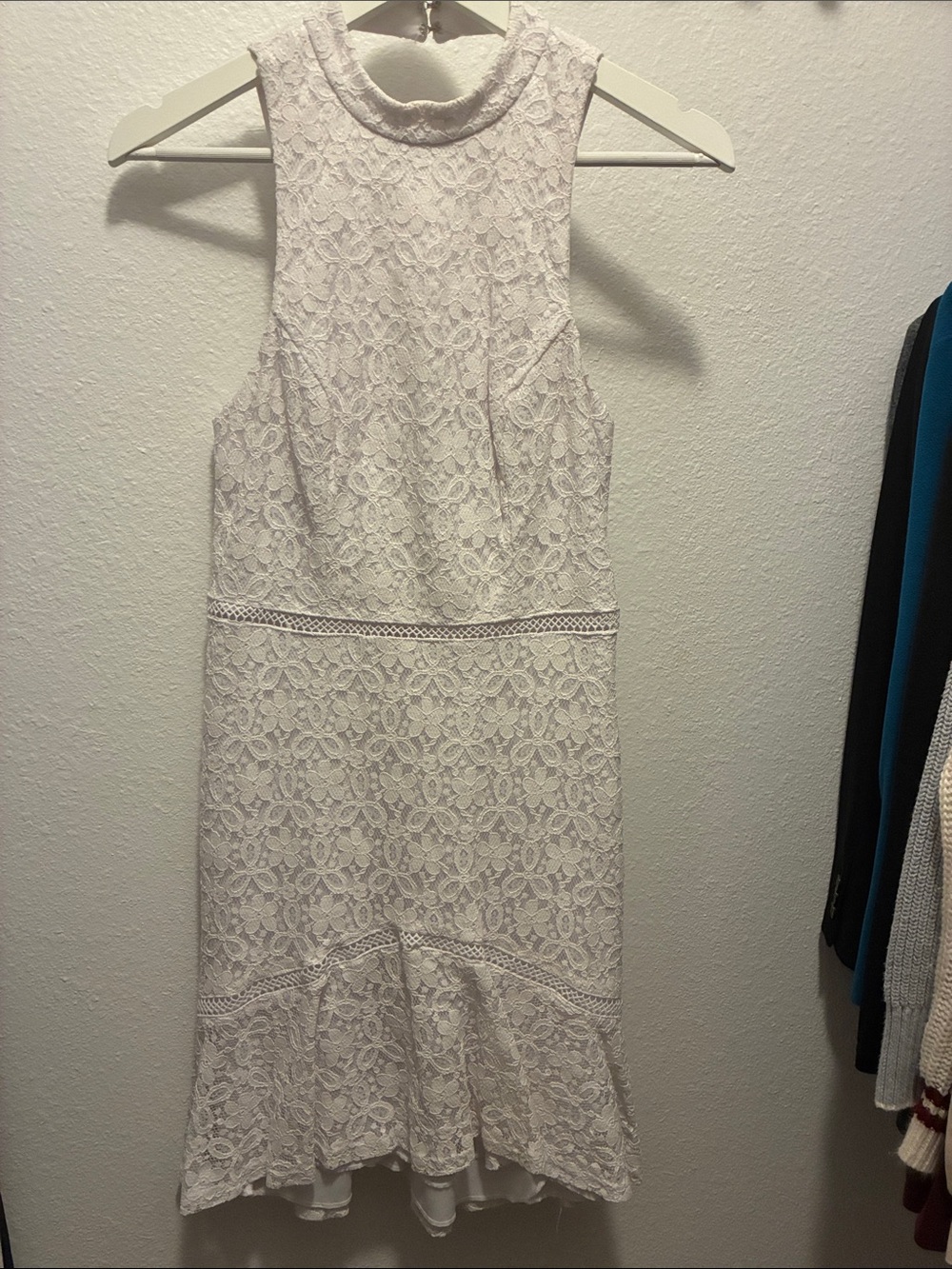 Jodi Kristopher White Lace Midi Dress with Floral Overlay